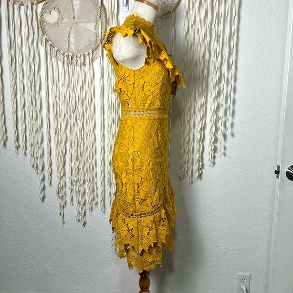 SAYLOR Mustard Reine Lace Sheath Dress Size XS - Picture 2 of 14